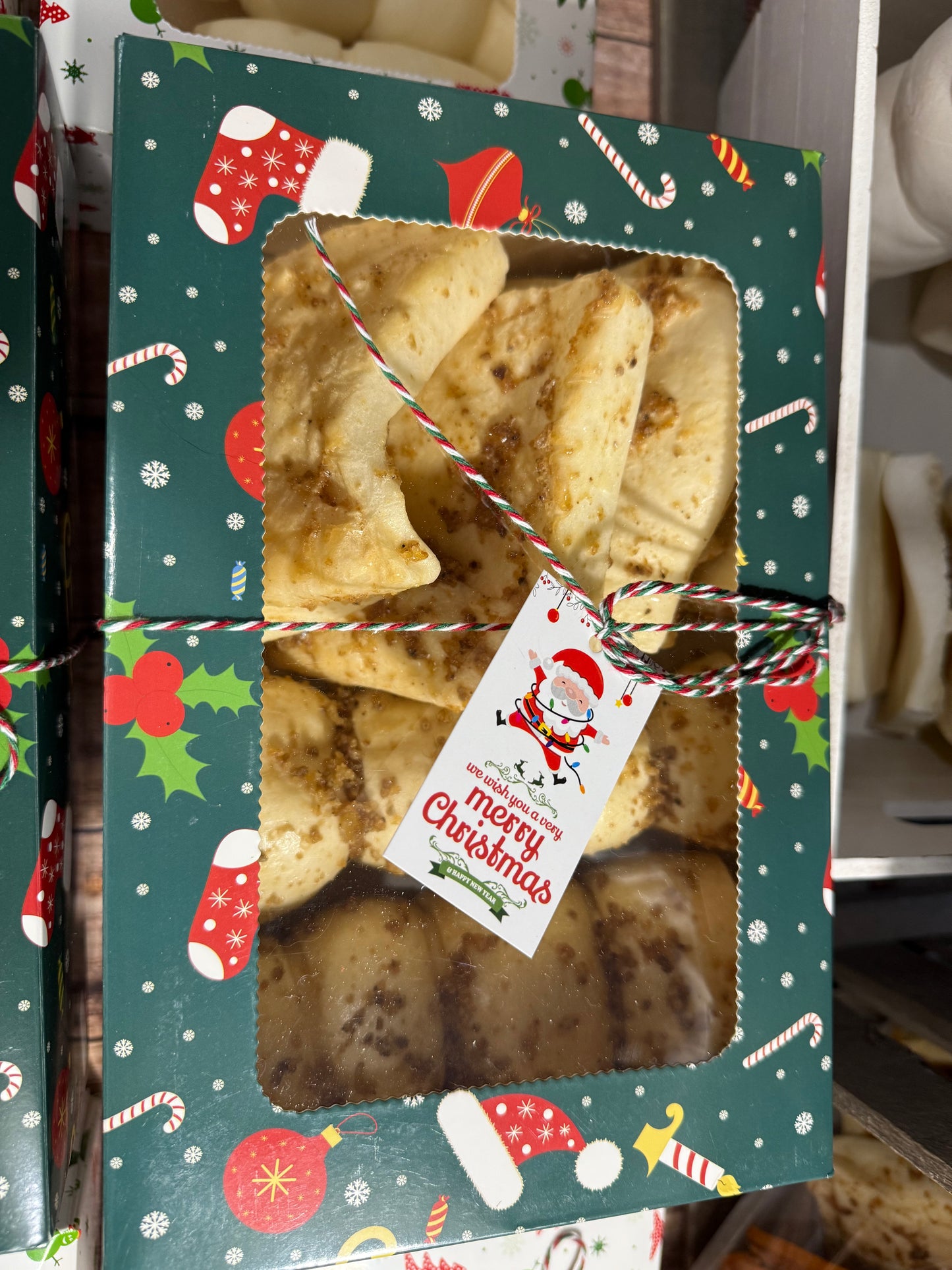 Holiday Beef Cheek Chew Assoretd Box